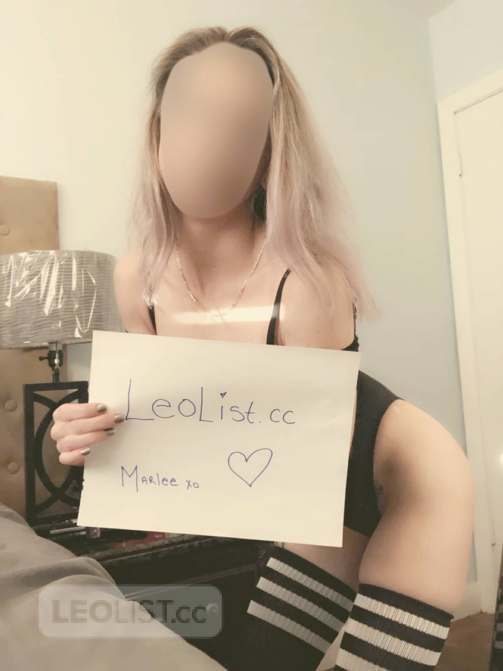 escort photo 4